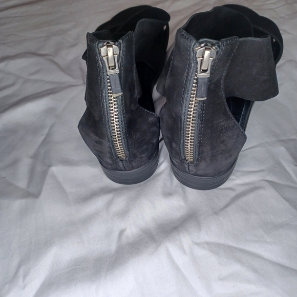 Eileen Fisher sandals - Picture 4 of 8